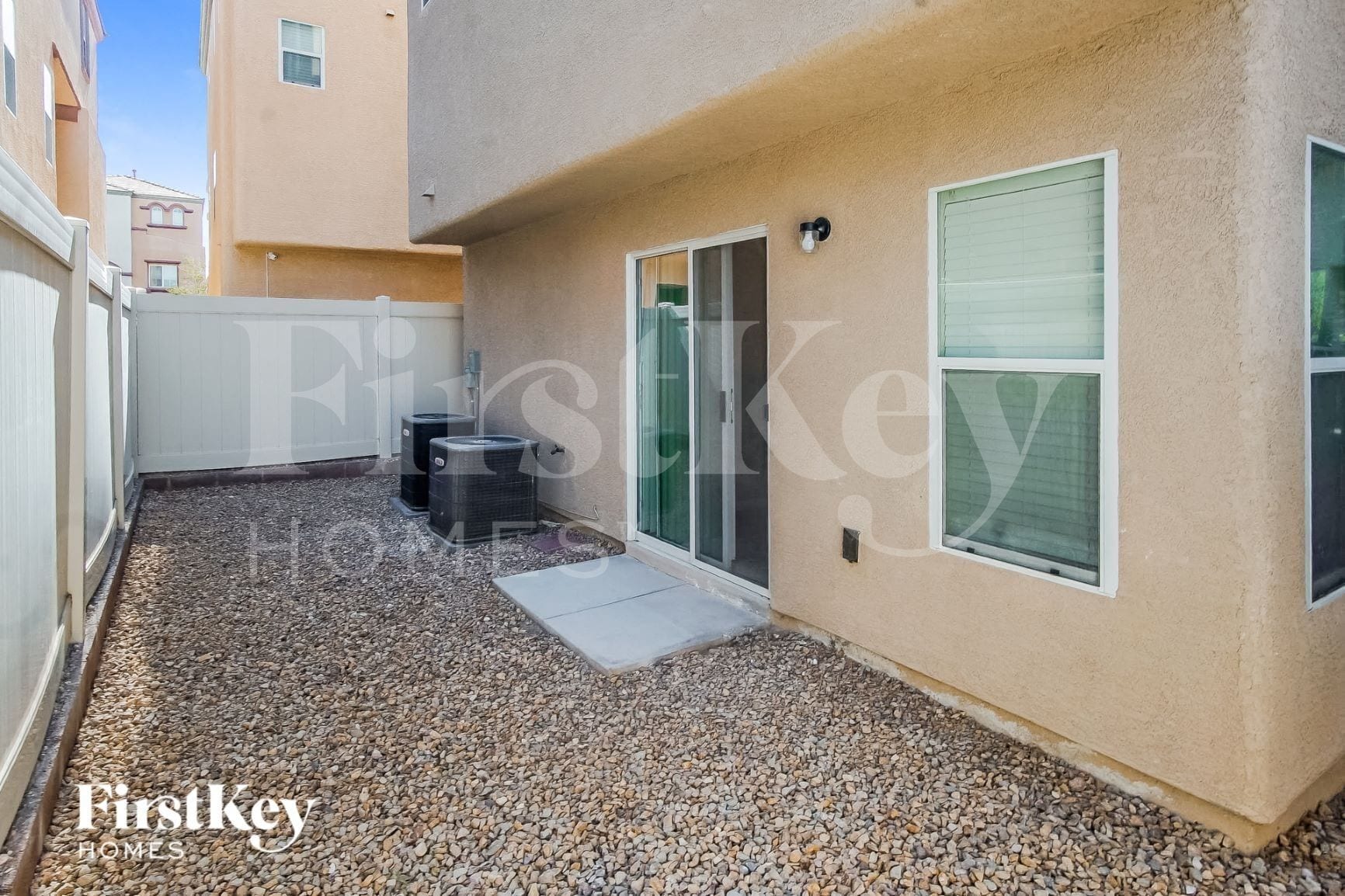 Building Photo - 8688 Pico Grande Ct