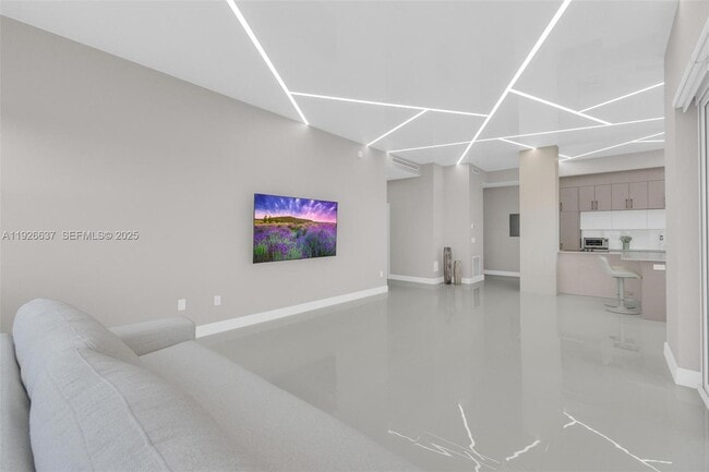 Building Photo - 18011 Biscayne Blvd