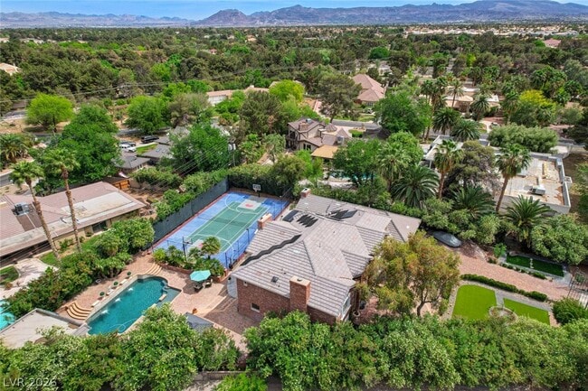 Building Photo - 7001 Alamitos Cir