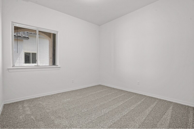 Building Photo - 608 Cedarwood Ave