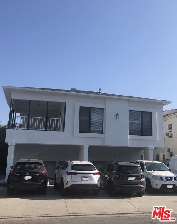 Building Photo - 8360 Blackburn Ave