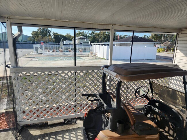 Building Photo - 2121 New Tampa Hwy