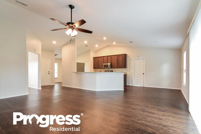 Building Photo - 2146 Mirasol Dr