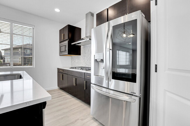 Building Photo - $3,100.00, 4 Beds, 2.5 Baths, Single Famil...
