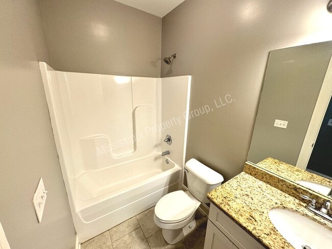 Building Photo - 4BD/4.5BA FOR RENT