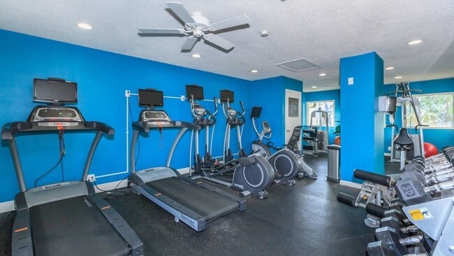 Building Photo - 10501 3rd St N