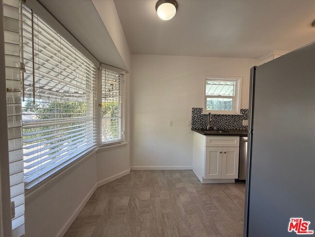 Building Photo - 1155 N Genesee Ave