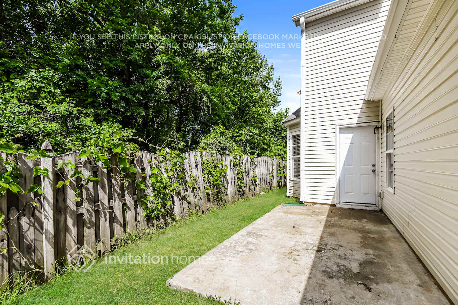 Building Photo - 2802 Wynhaven Oaks Way