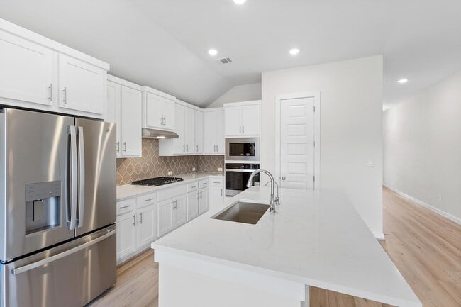 Building Photo - 116 Salado Crk Trl