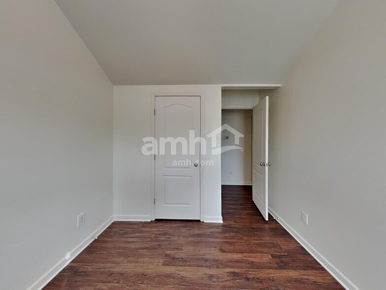 Building Photo - 4314 Tealeaf Dr