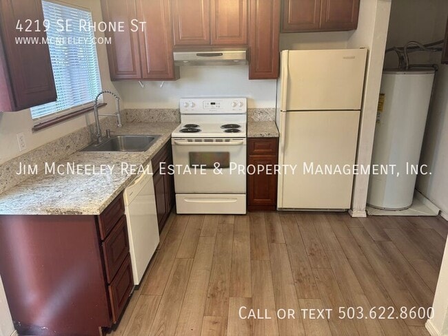 Building Photo - 4219 SE Rhone St