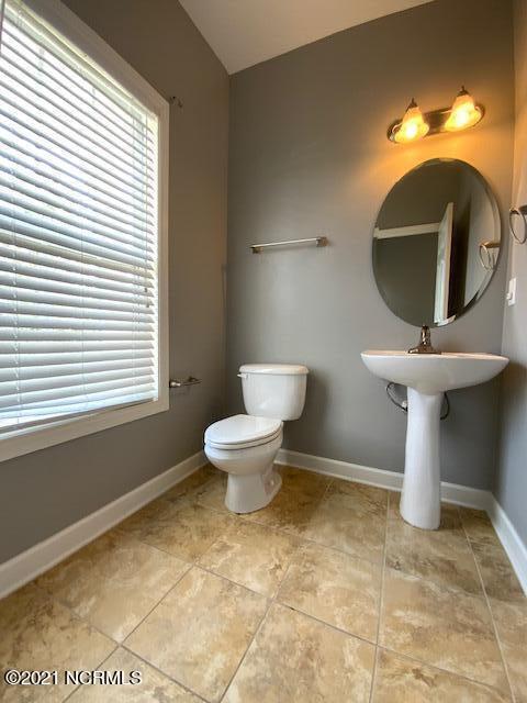 Building Photo - 237 Silver Hills Dr