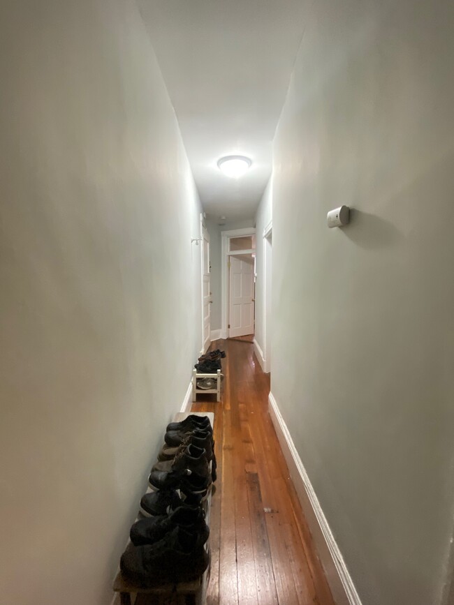 Building Photo - 612 Columbus Ave