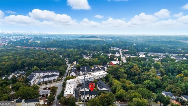 Building Photo - 2030 Main St NW