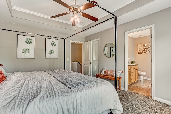 Building Photo - 125 Acapella Ave