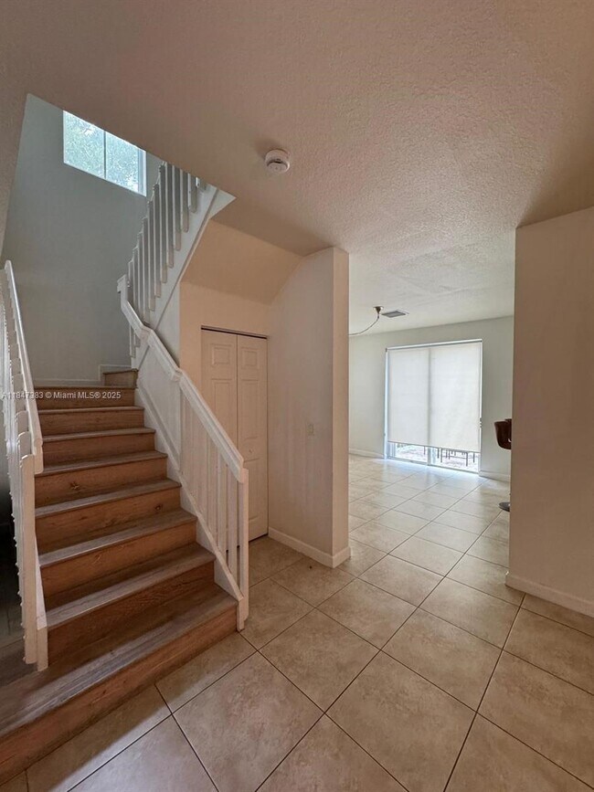 Building Photo - 8795 NW 112th Path