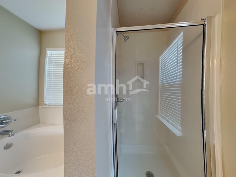 Building Photo - 6326 Bright Bloom Ln