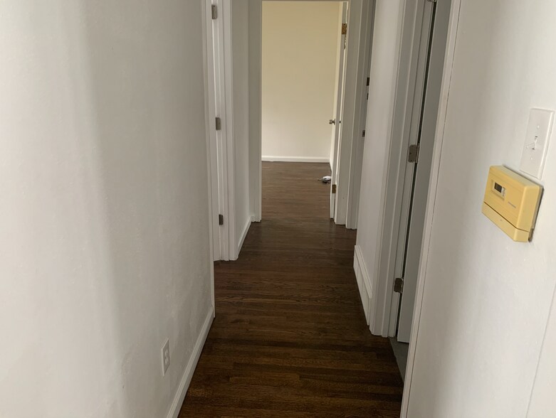 Building Photo - 9001 Kickapoo Dr