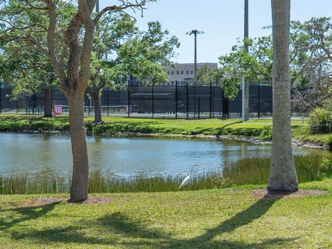 Building Photo - 508 Laurel Pk Dr