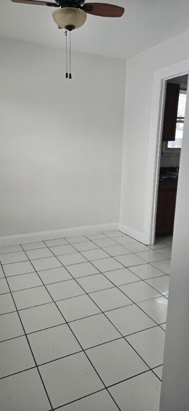 Building Photo - 1154 Parkside Ave