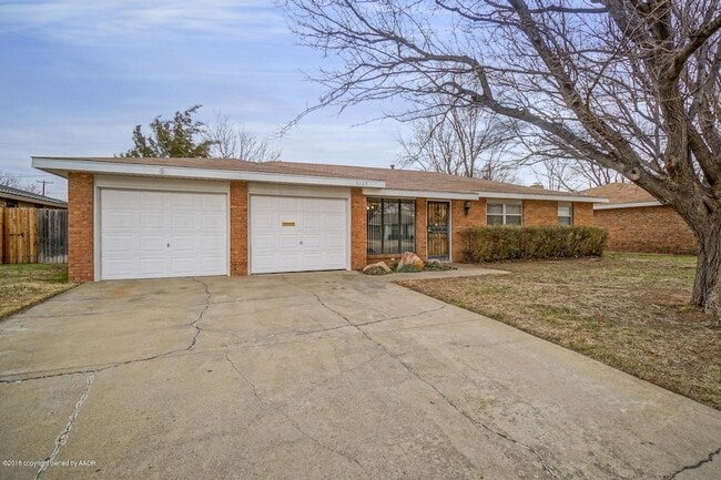 Building Photo - 5103 Mesa Cir