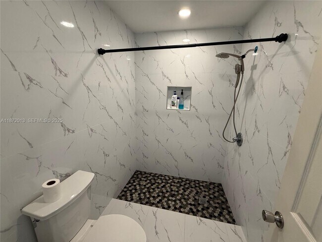 Building Photo - 11754 SW 133rd Ct