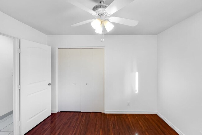 Building Photo - 8419 E Orange Blossom Ln