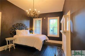 Building Photo - 310 E Henry St