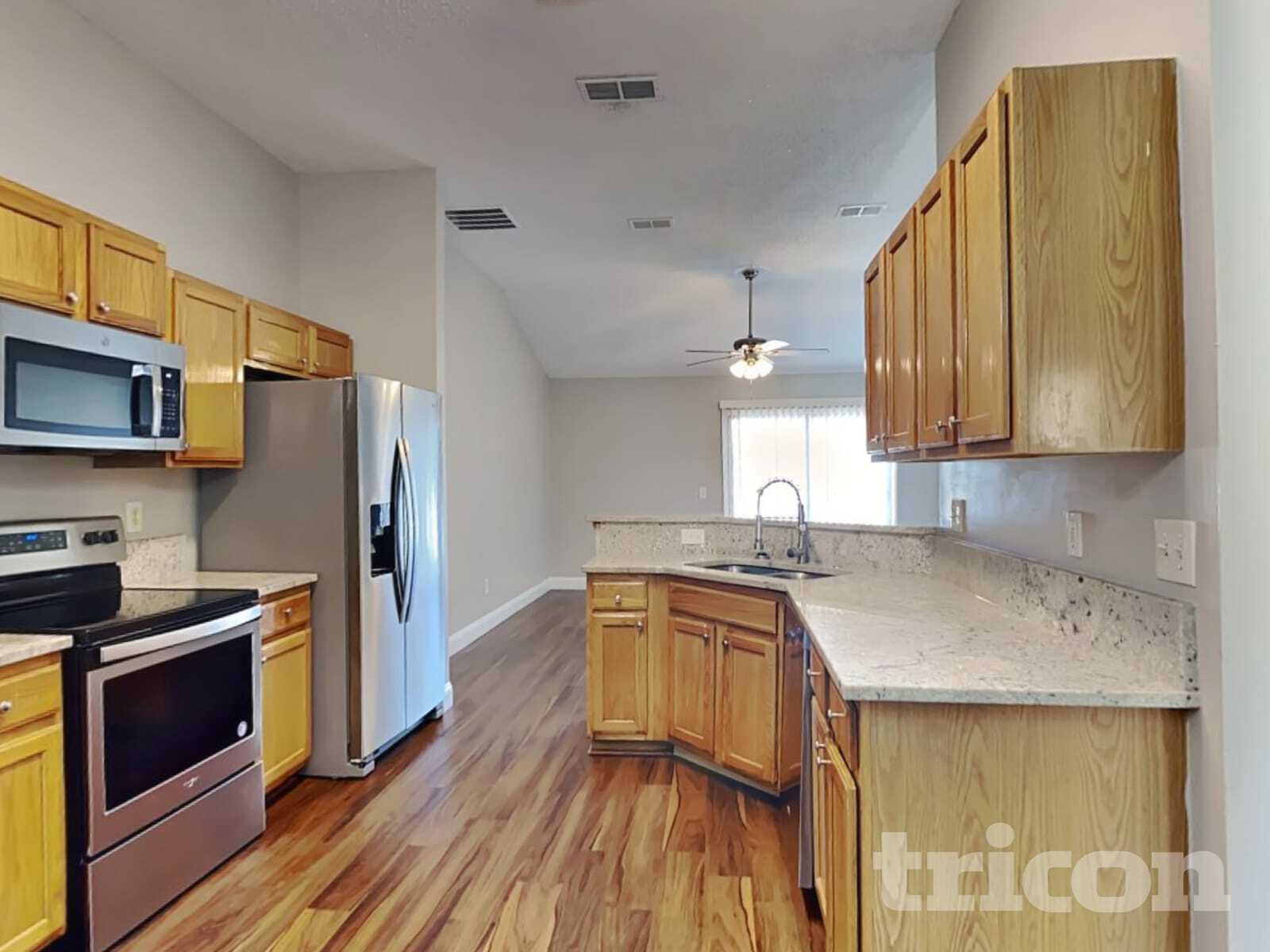 Building Photo - 1559 Guardian Dr