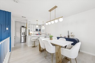 Building Photo - 18109 Heritage Ln