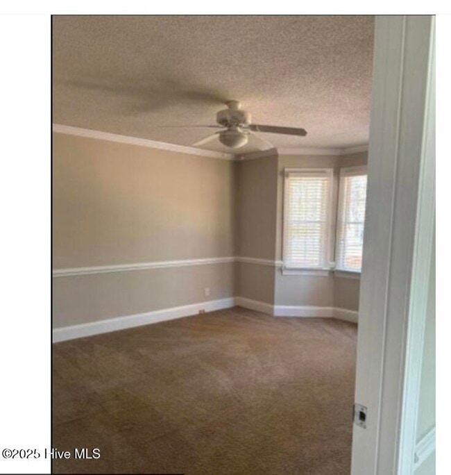 Building Photo - 1411 Rondo Dr