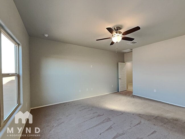 Building Photo - 7470 W Corona Rd