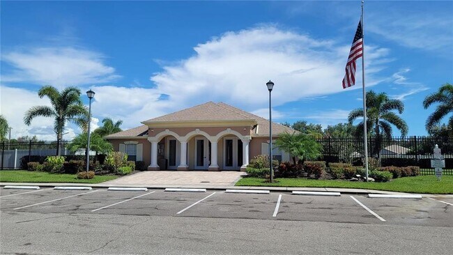 Building Photo - 4638 Sabal Key Dr