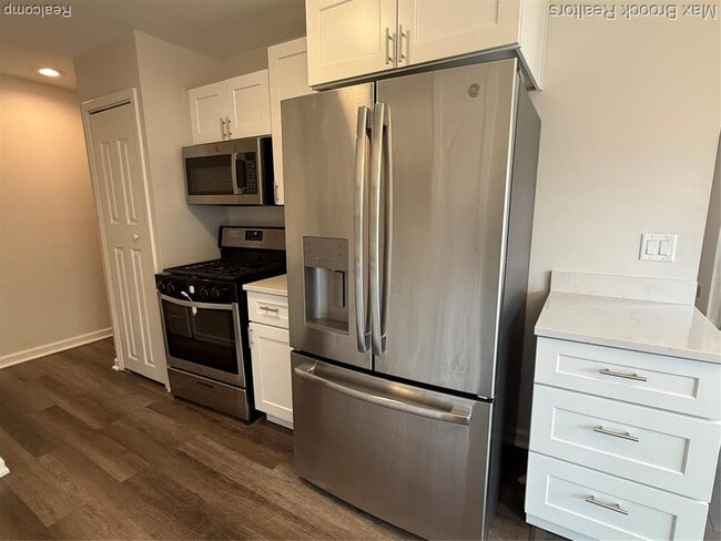 Building Photo - 31186 Country Way