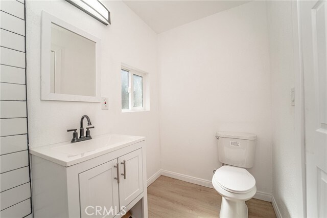 Building Photo - 872 Hill Ln