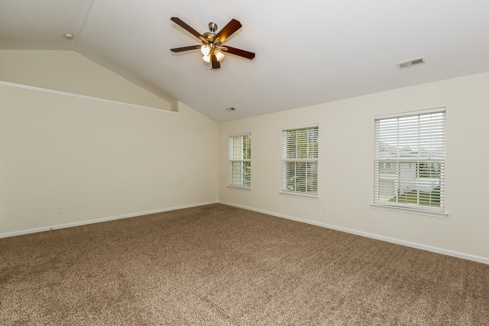 Building Photo - 7911 Hereford St