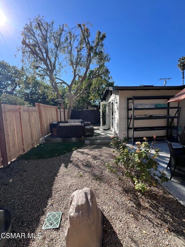 Building Photo - 3076 Los Robles Rd