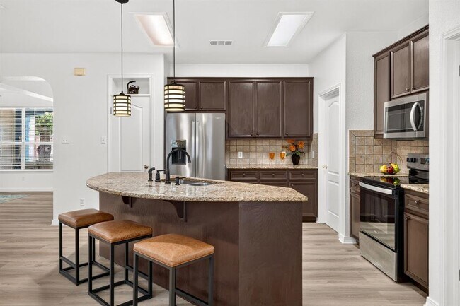 Building Photo - 1612 Zunker Cove