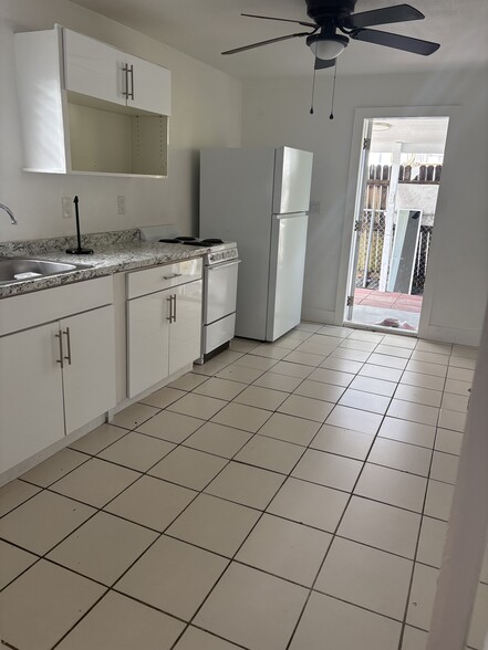 Building Photo - 10310 SW 34th St