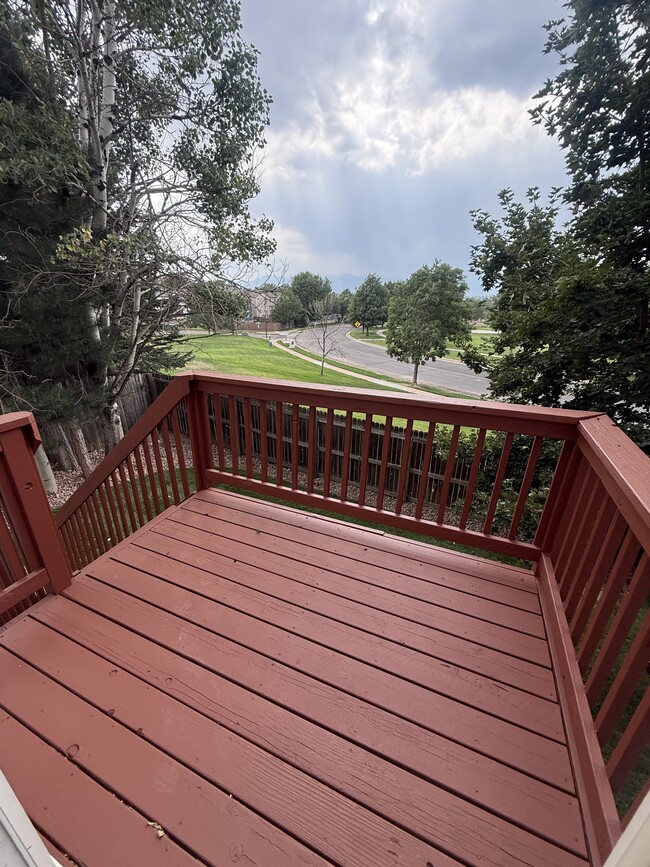 Building Photo - 7175 Leeside View