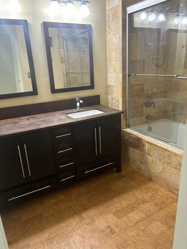 Building Photo - 2 Bedroom Loft Home w/ Finished Basement – $2,575/month