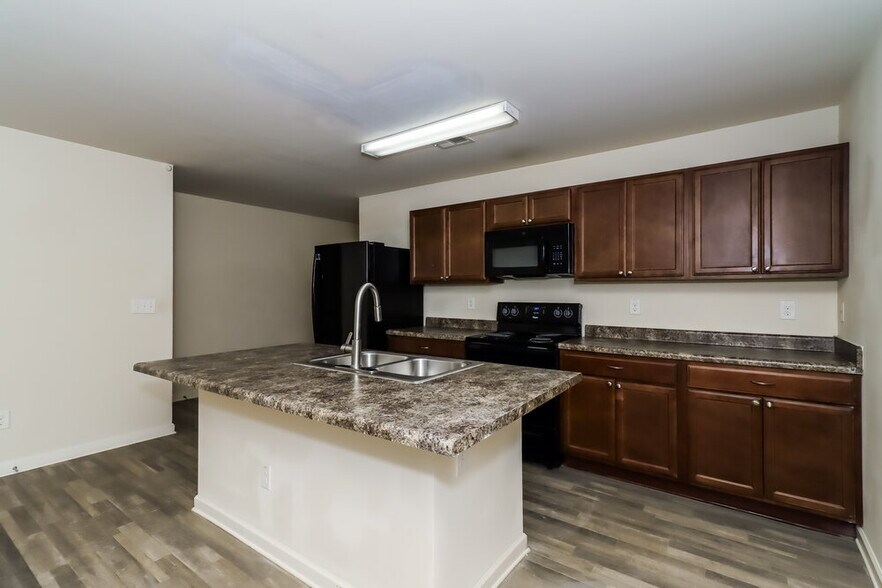Building Photo - 212 Alton Cir