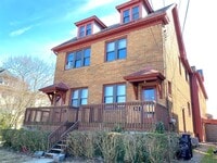 Building Photo - 3 bedroom 2 bath apartment