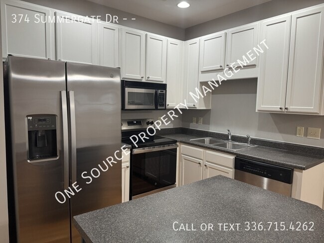 Building Photo - 374 Summergate Dr
