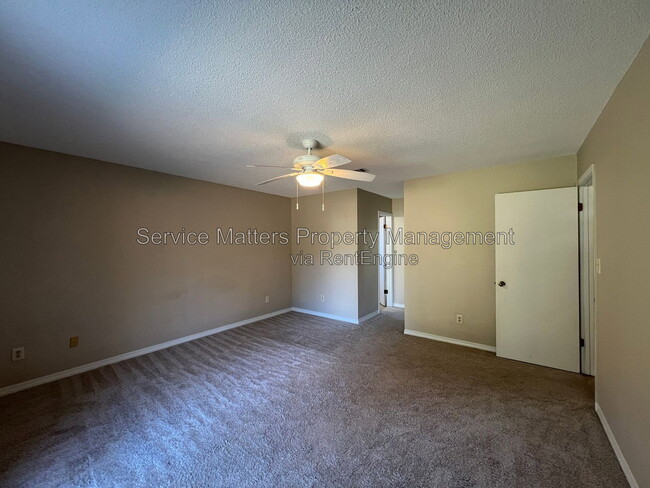 Building Photo - 4790 Gregg Ave