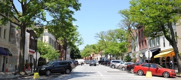 Greenwich Ave - 44 Greenwich Ave