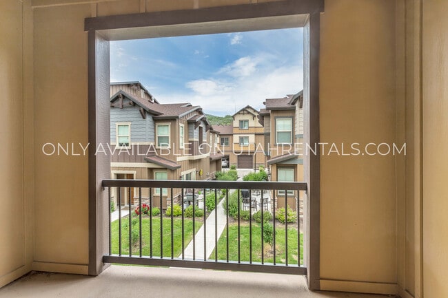 Building Photo - 13608 Super G Ln