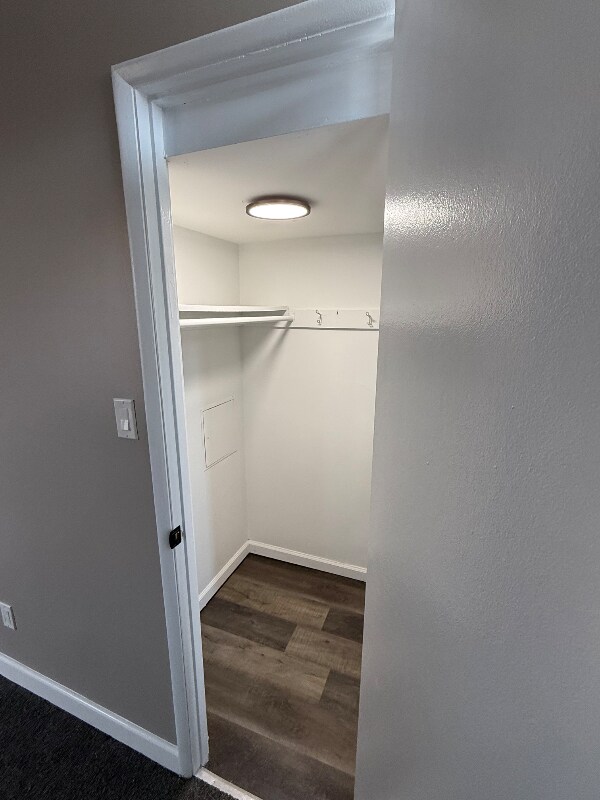 Building Photo - 3310 Huntley Sq Dr