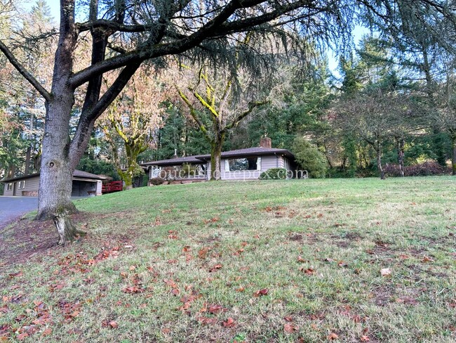 Building Photo - 4BD|2.5BA Home in the Hills of Happy Valley