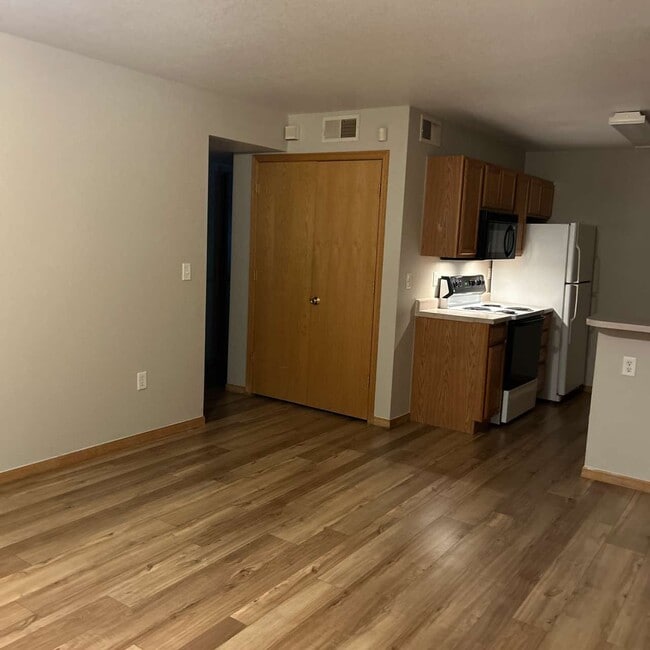 Building Photo - 1120 City Park Ave